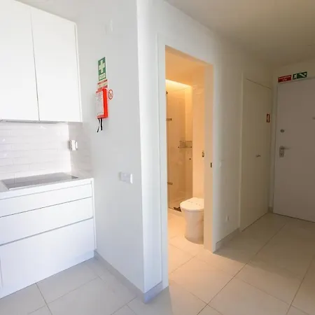 Apartment Modern 2br With Balcony And Pool He Tavira