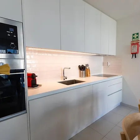 Modern 2br With Balcony And Pool He *