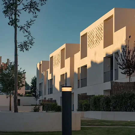 Apartment Modern 2br With Balcony And Pool He Tavira
